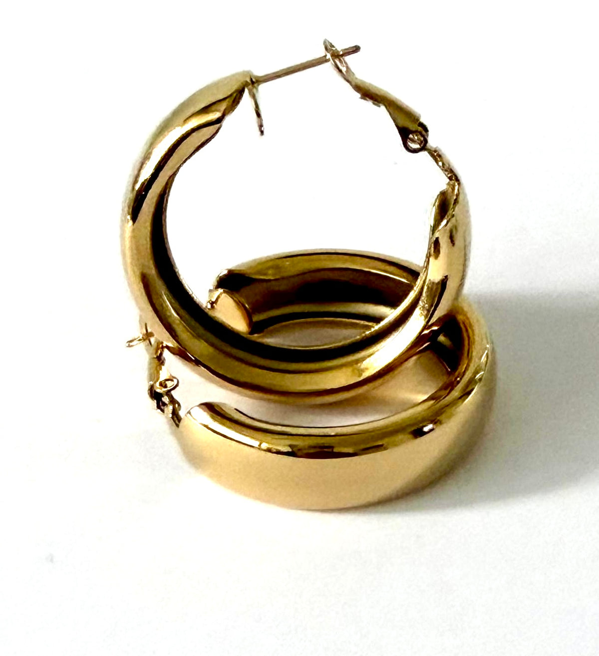 Classic Gold Hoops Earrings