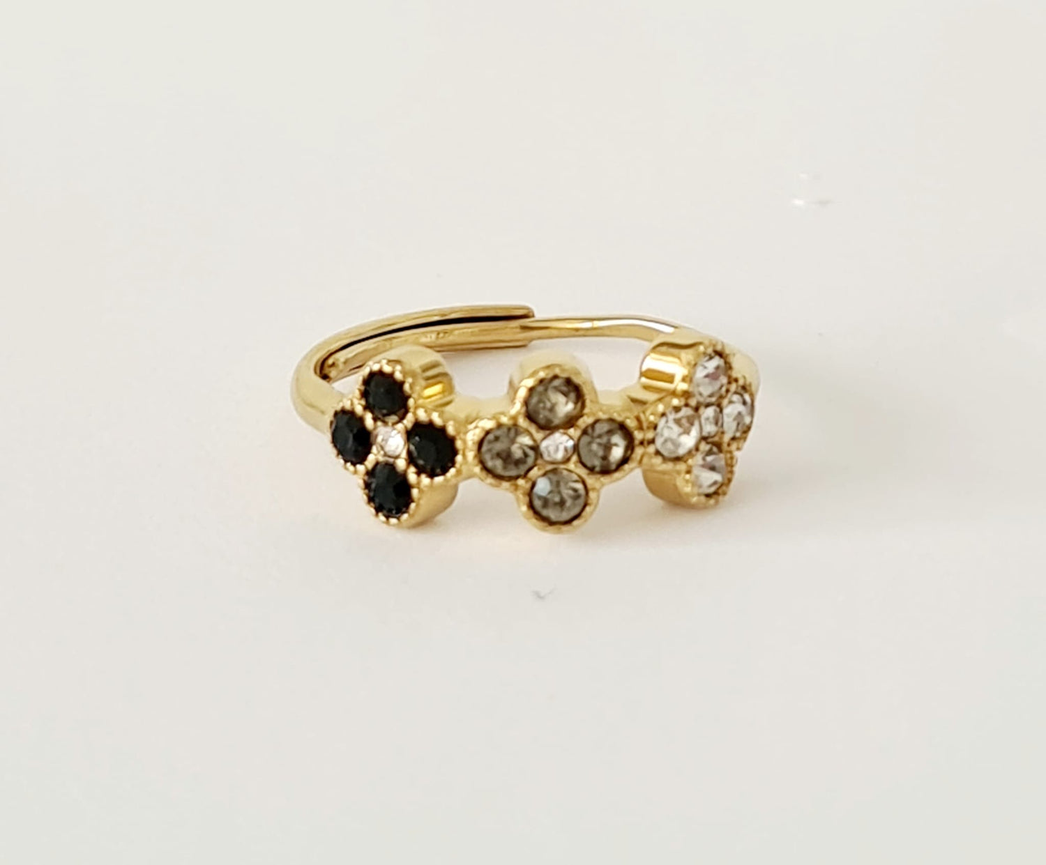 Emerald Clover Ring
