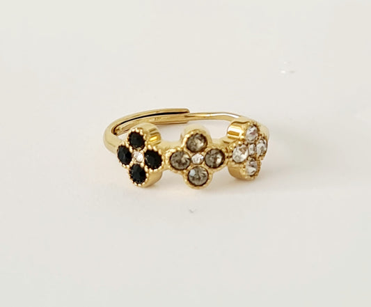 Emerald Clover Ring