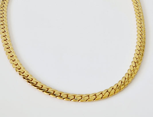 Hals ketting gevlochten