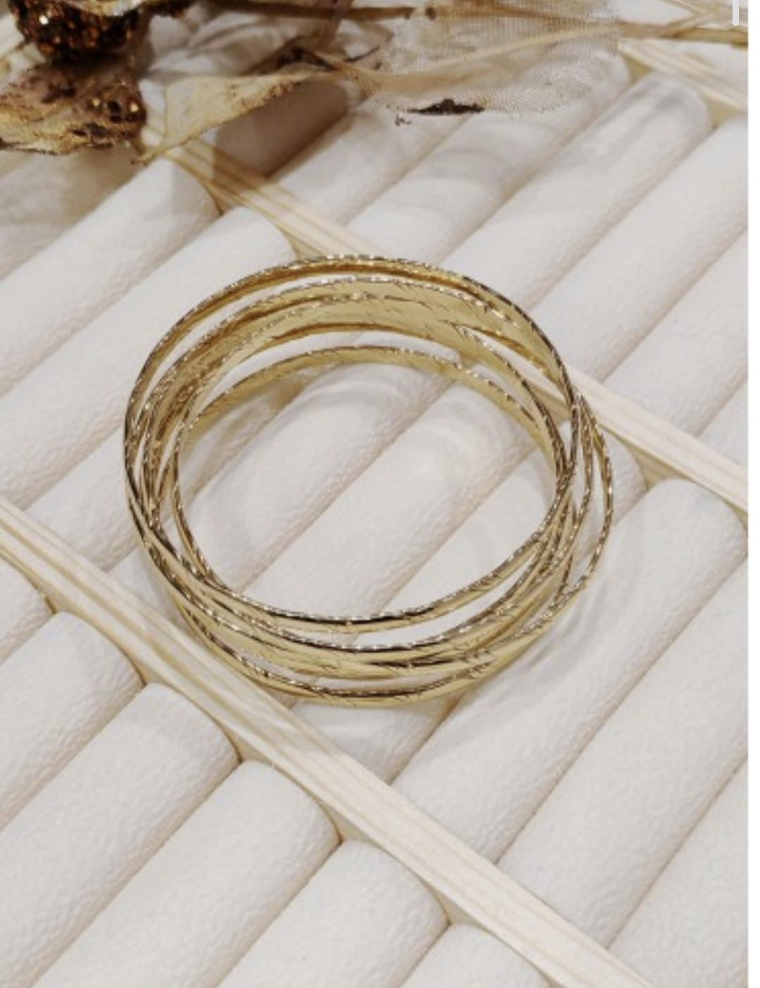 Set 7 gekartelde armbanden